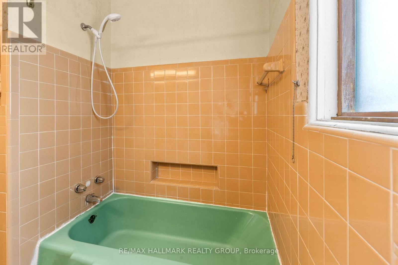492 Vernon Avenue, Ottawa, ON