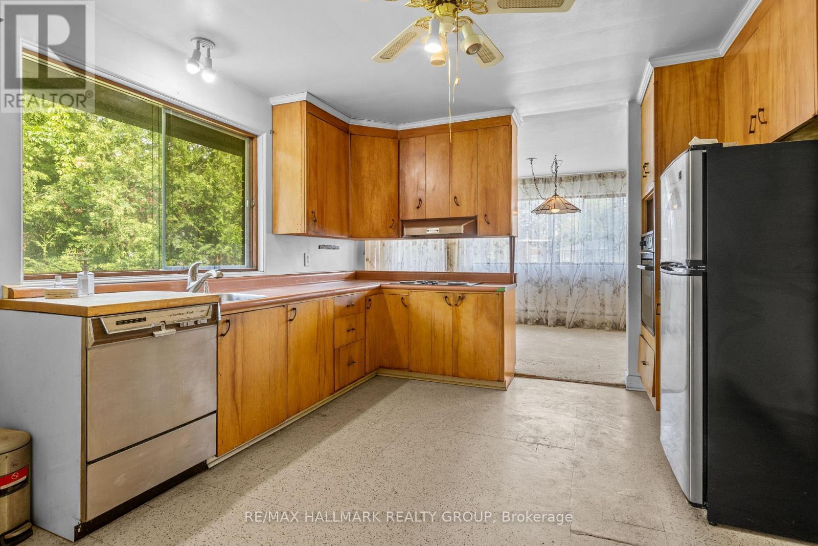 492 Vernon Avenue, Ottawa, ON