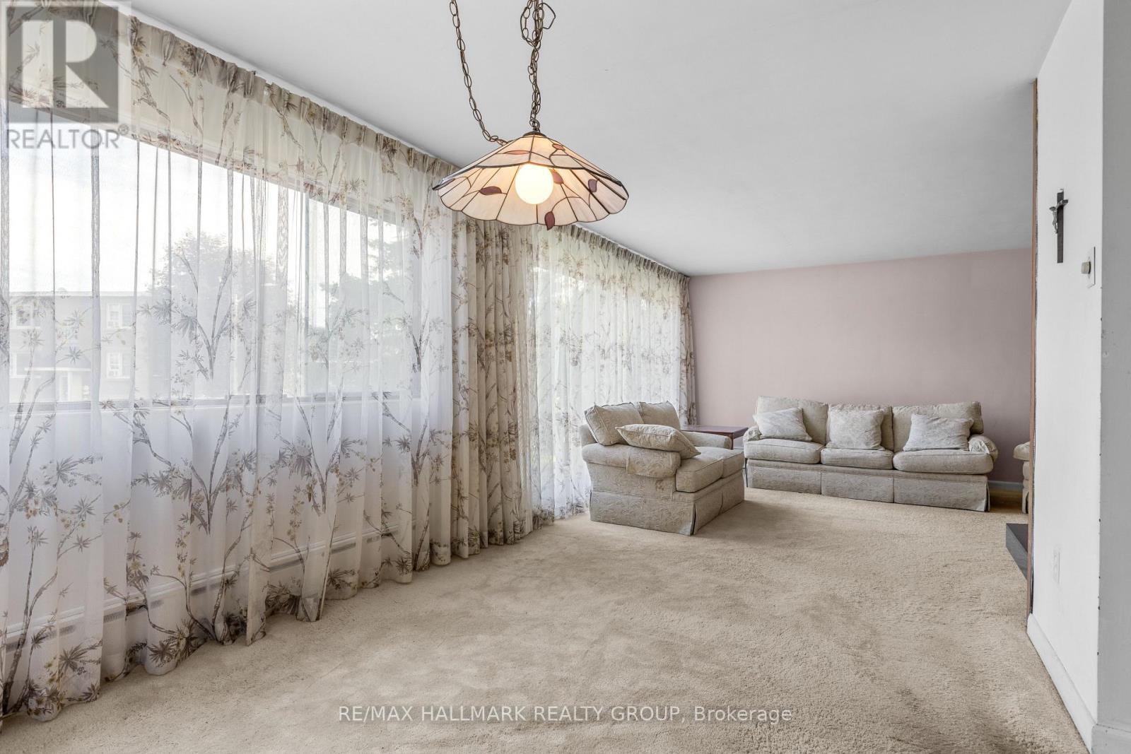 492 Vernon Avenue, Ottawa, ON