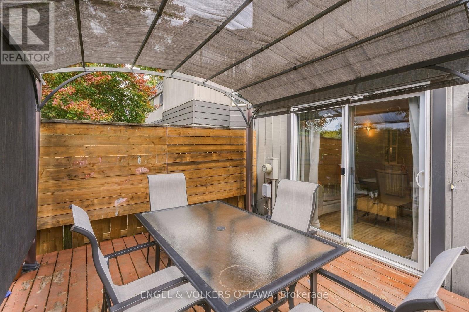 38 Compata Way, Ottawa, ON