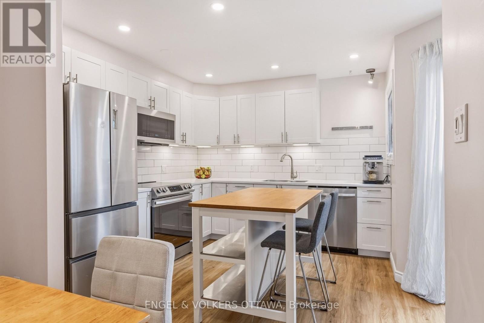 38 Compata Way, Ottawa, ON