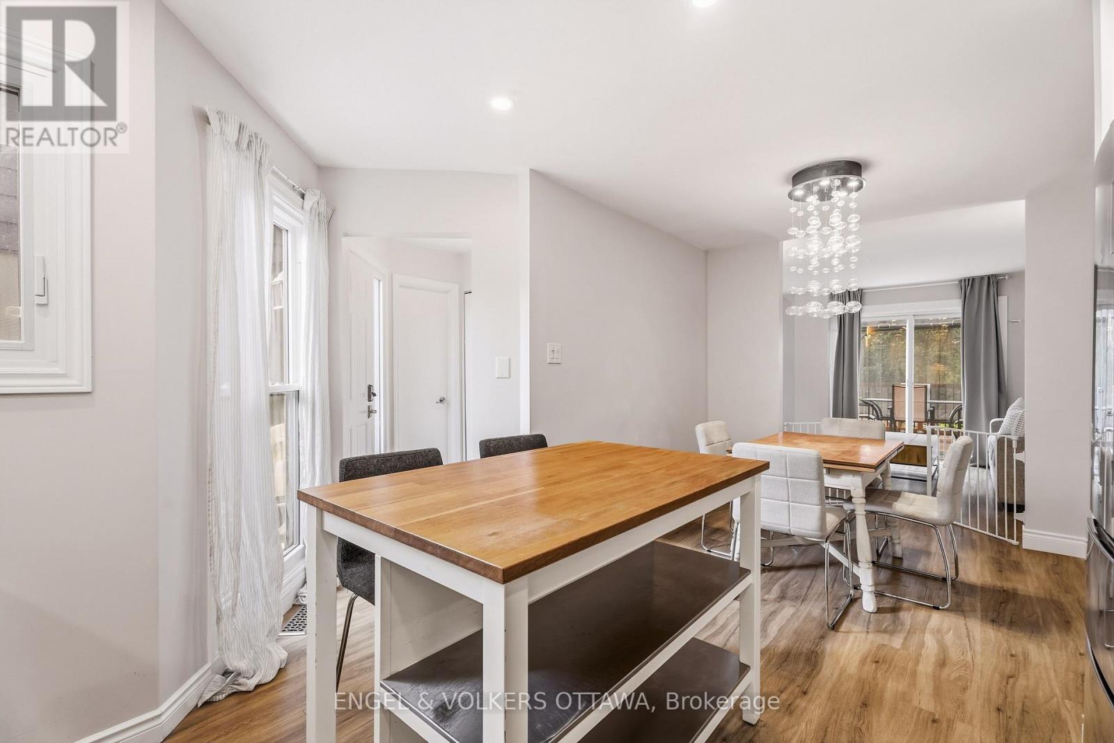38 Compata Way, Ottawa, ON