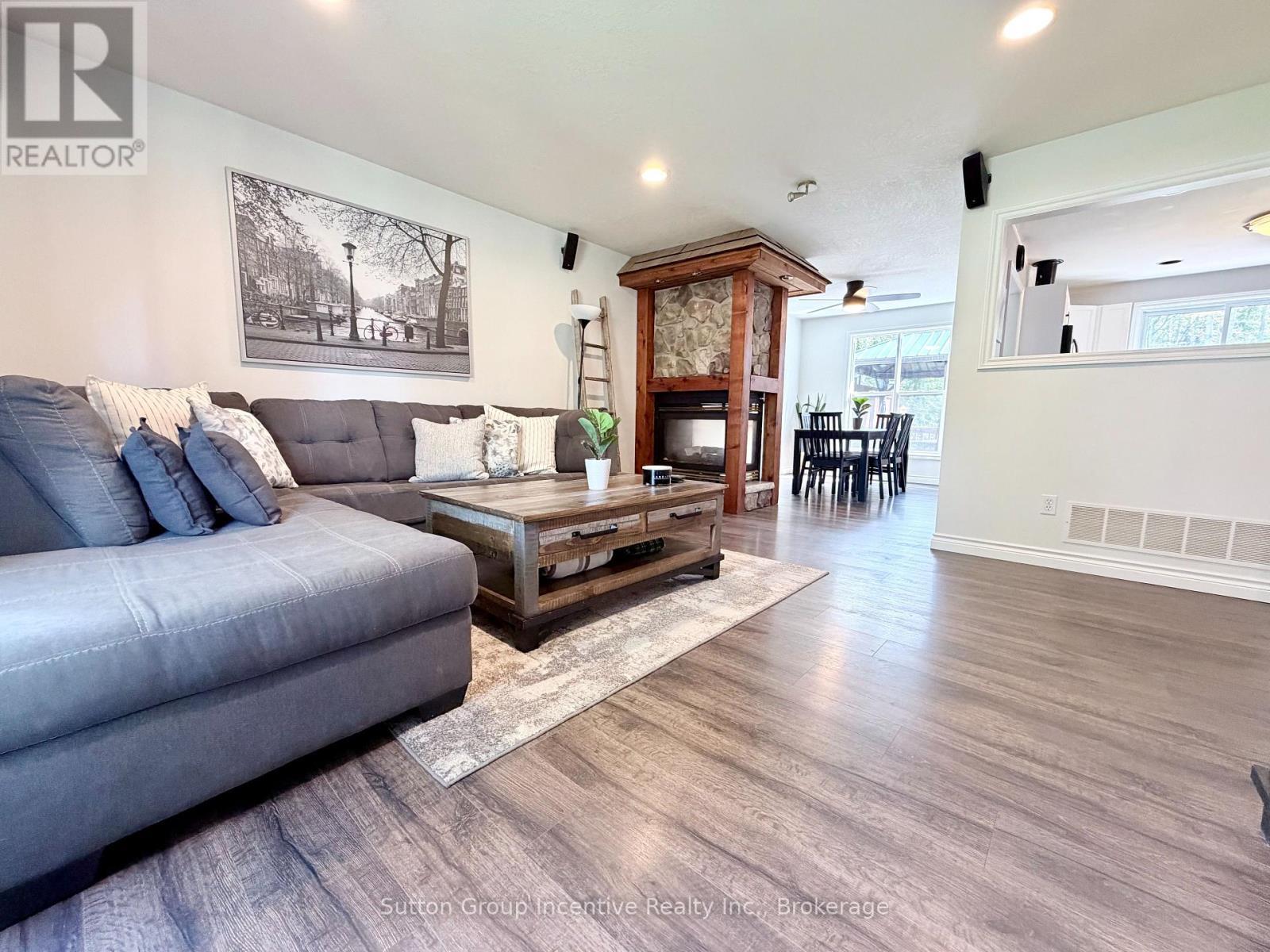 9 George Street, Severn (Coldwater), ON