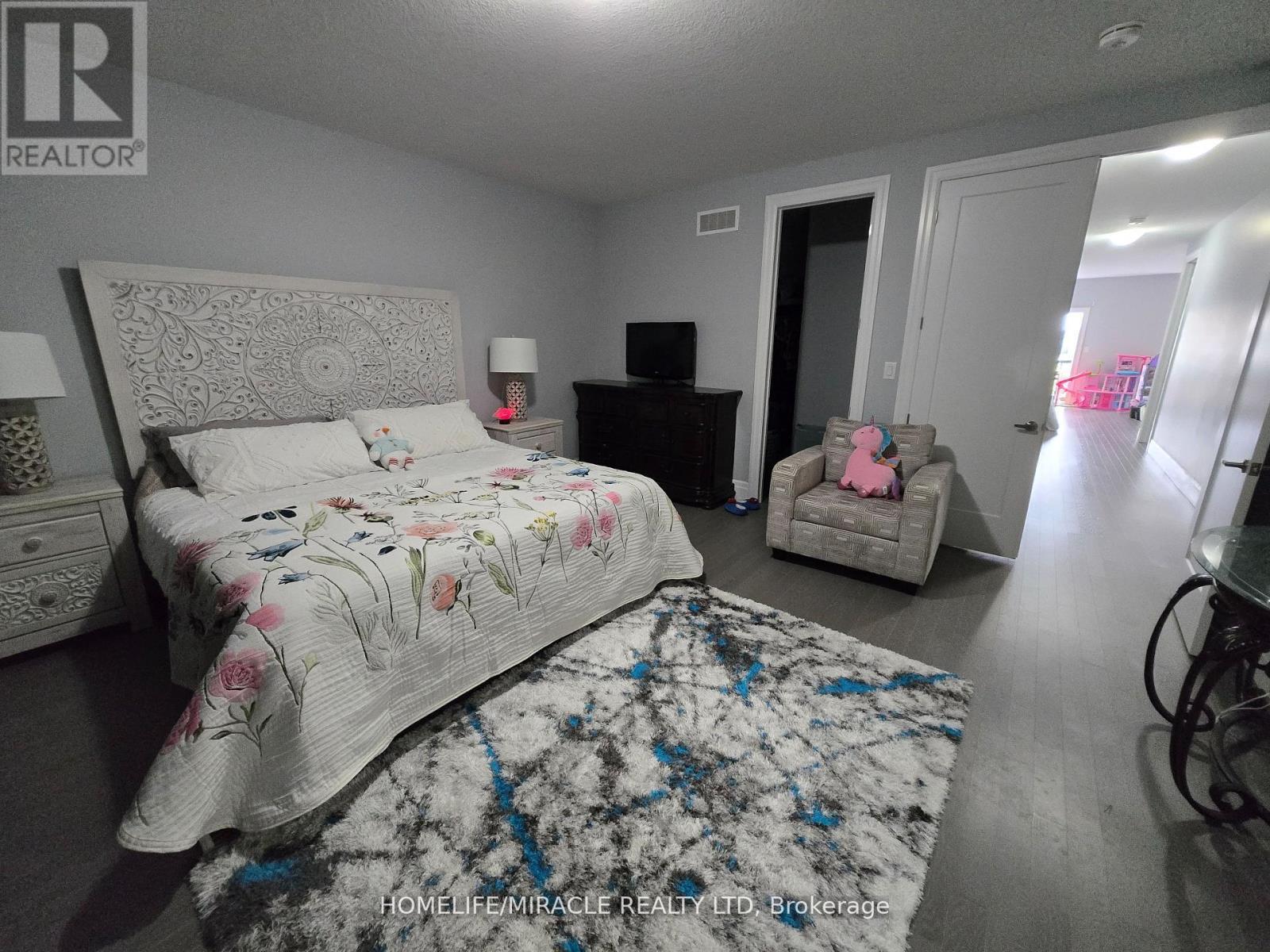 172 Freure Drive, Cambridge, ON