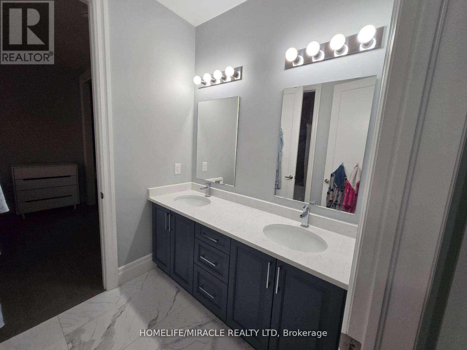 172 Freure Drive, Cambridge, ON