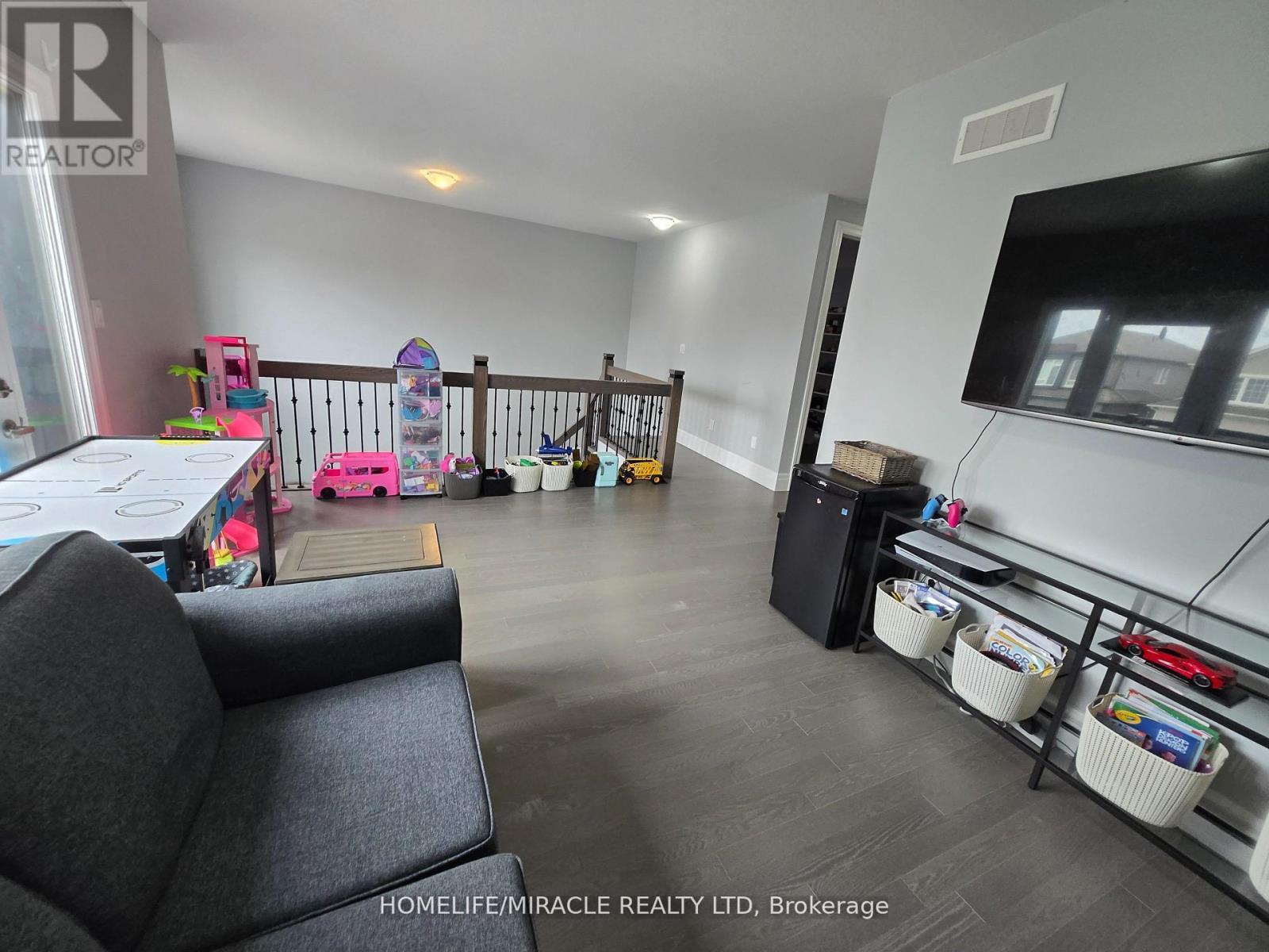 172 Freure Drive, Cambridge, ON