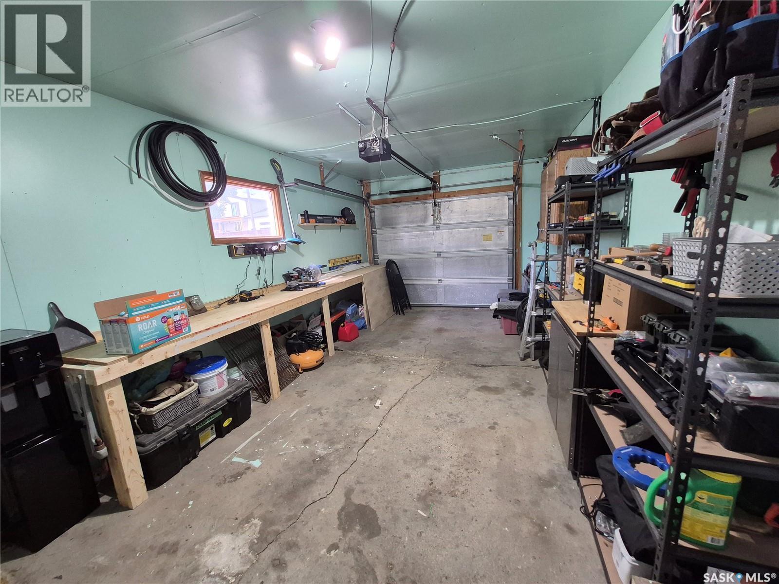 390 6Th Avenue Nw, Swift Current, SK