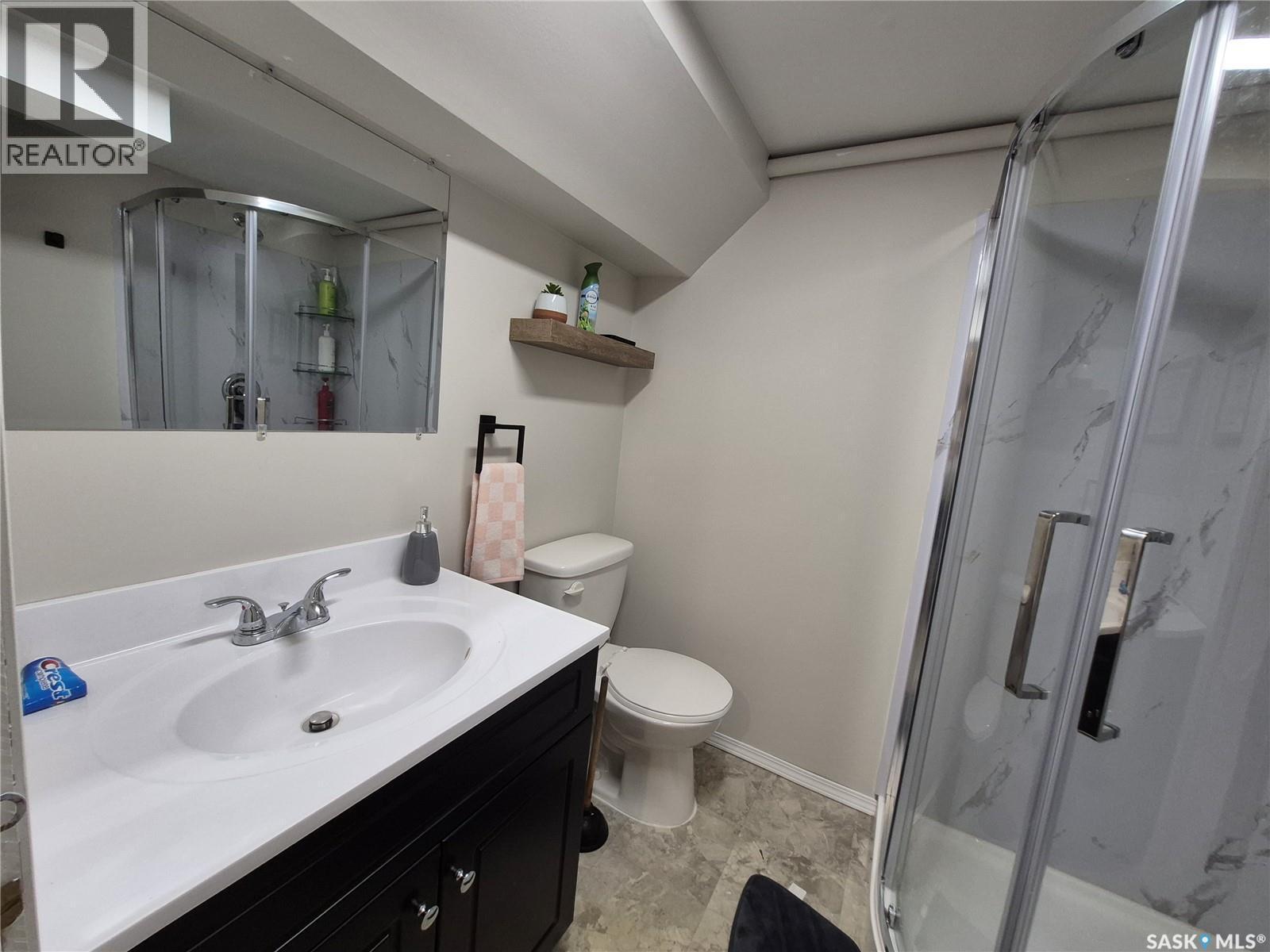 390 6Th Avenue Nw, Swift Current, SK