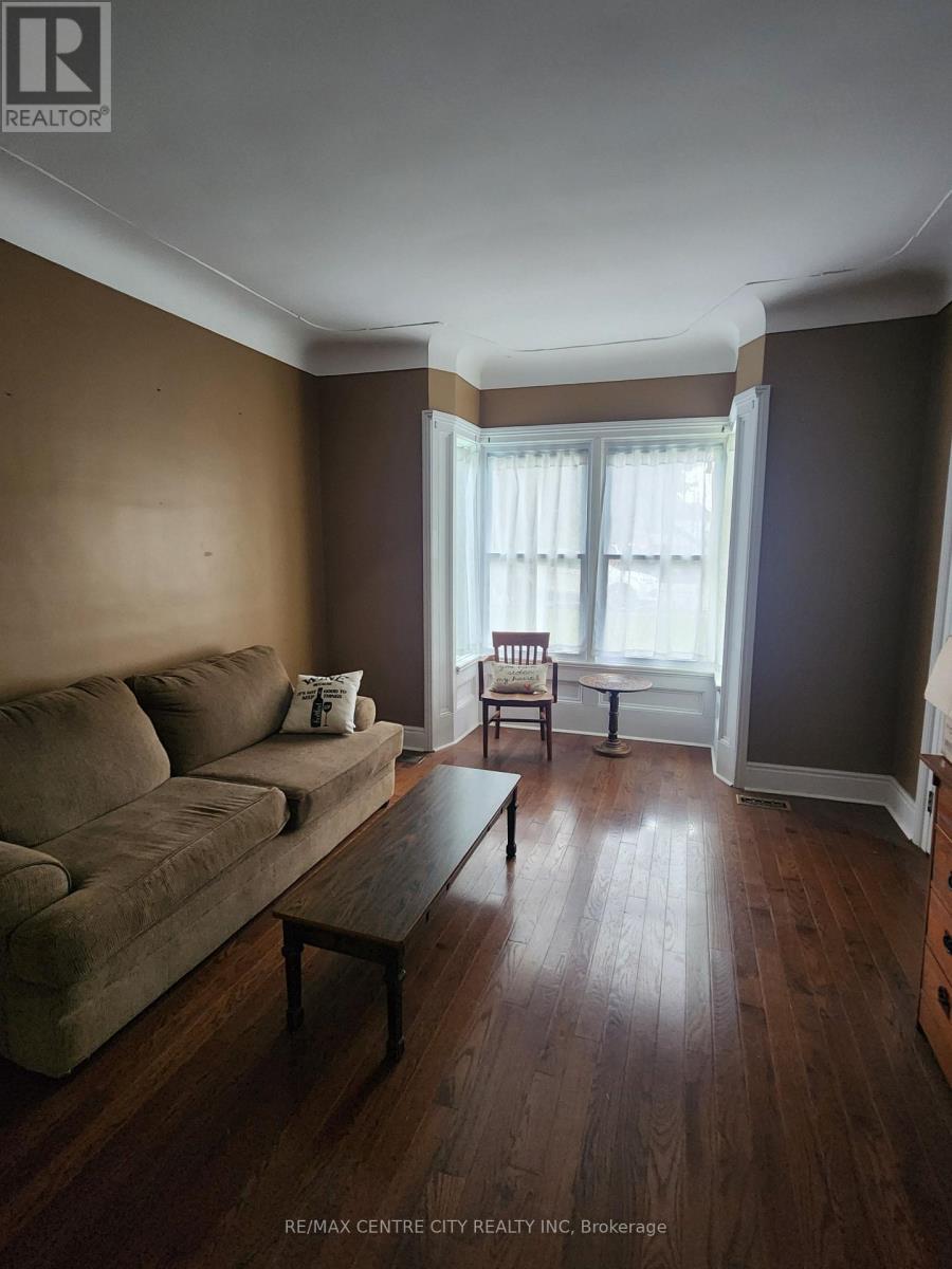 244 Elm Street W, Chatham-Kent (Bothwell), ON