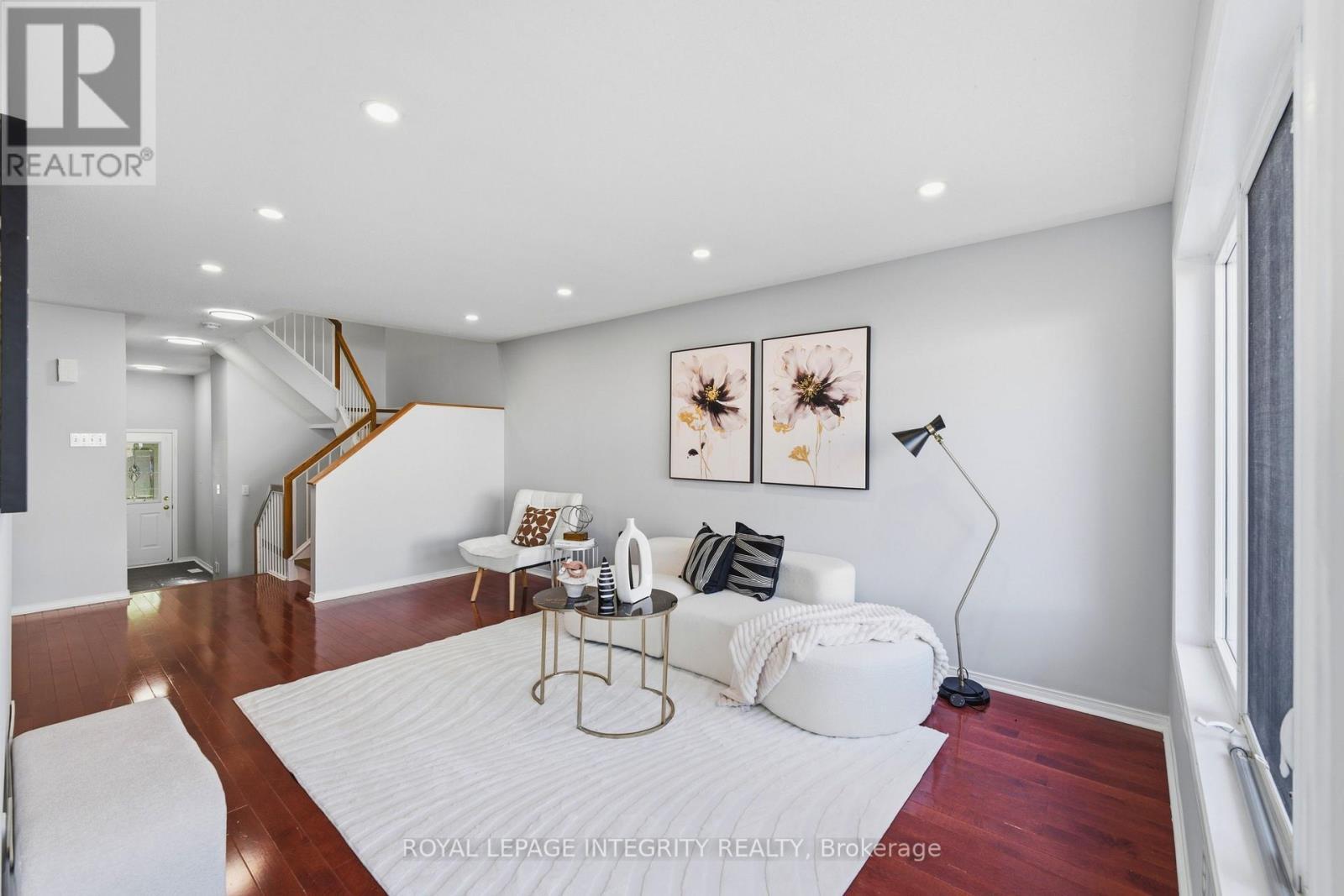 2254 Silverado Crescent, Ottawa, ON