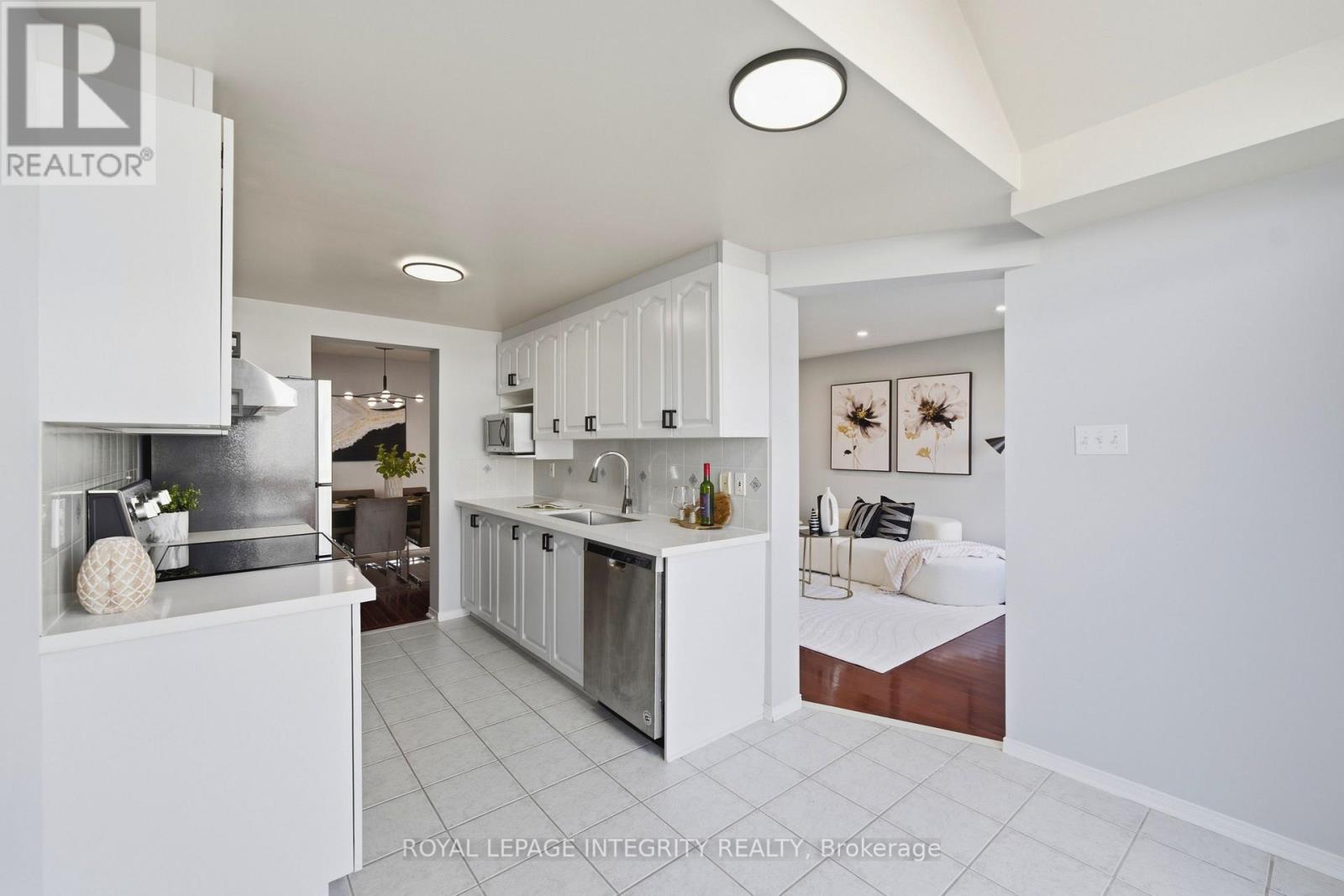 2254 Silverado Crescent, Ottawa, ON