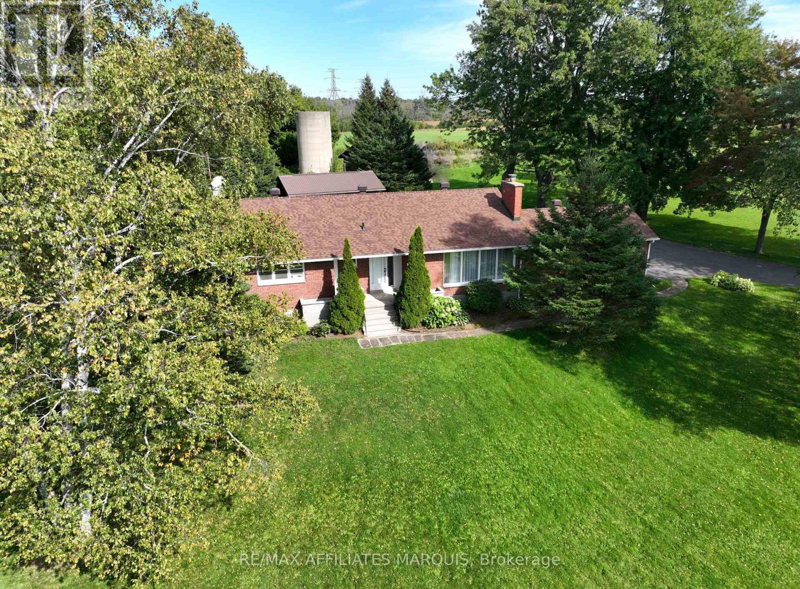 499 County Rd 29 Road, Rideau Lakes, ON