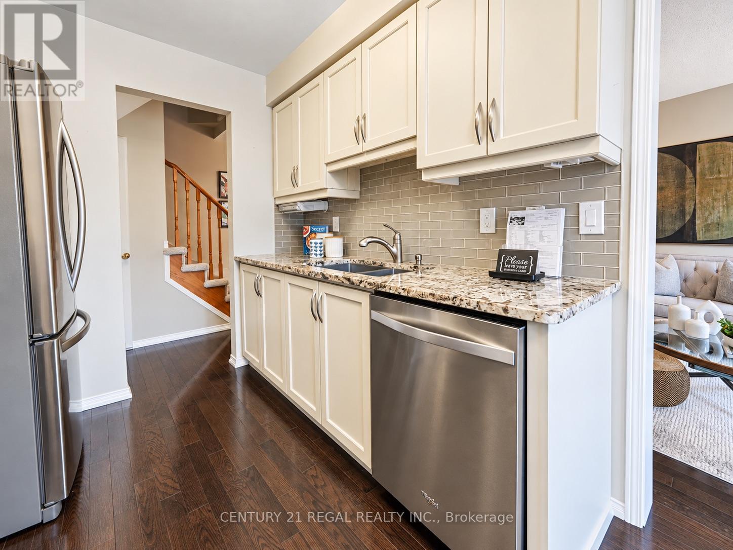 46 Blacksmith Lane, Whitby, ON