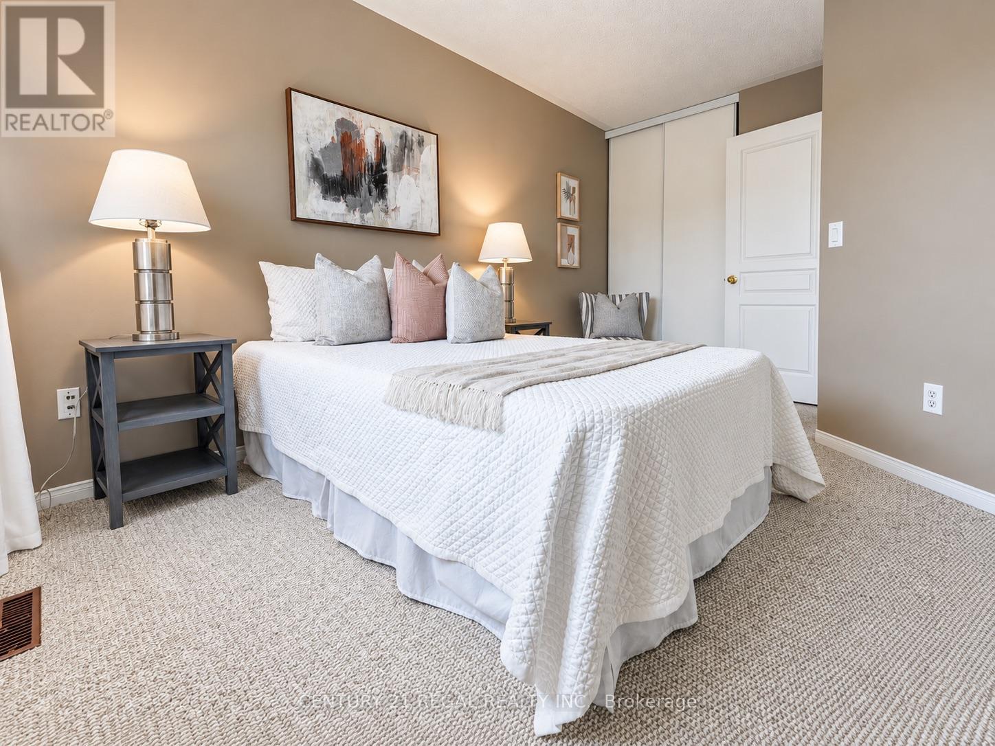 46 Blacksmith Lane, Whitby, ON