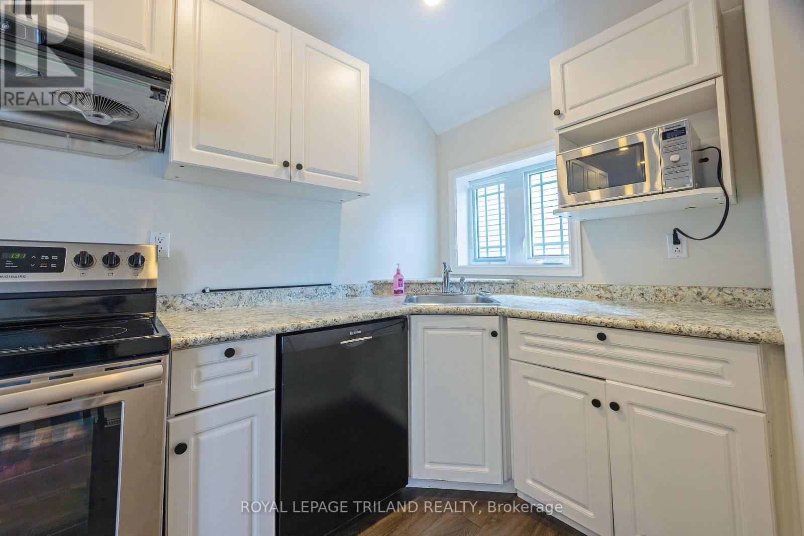 44 Elgin Street, St. Thomas, ON