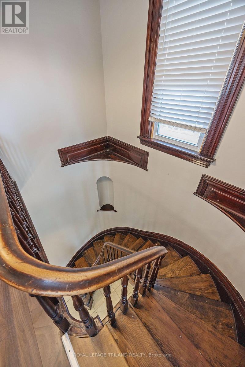 44 Elgin Street, St. Thomas, ON