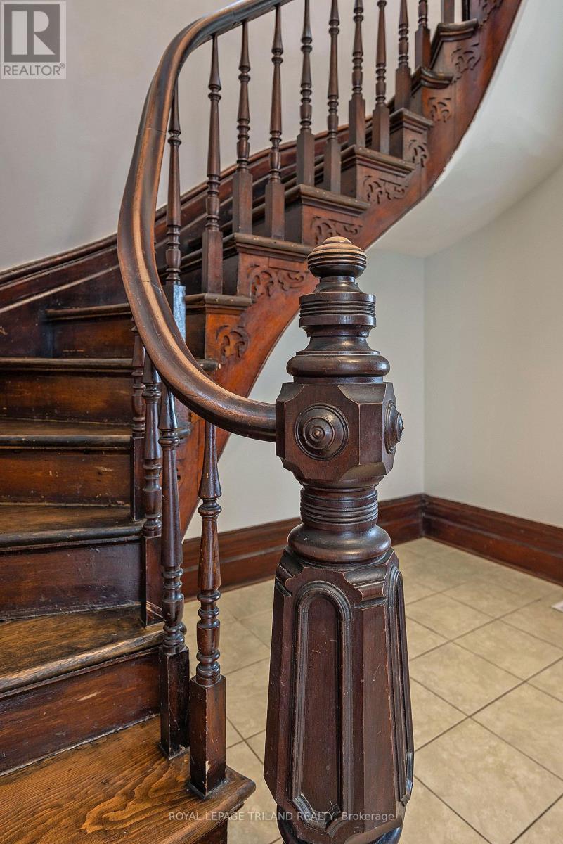 44 Elgin Street, St. Thomas, ON