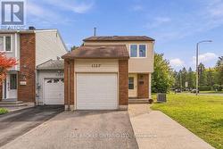 1127 AVIGNON COURT Ottawa, ON K1C 2M2