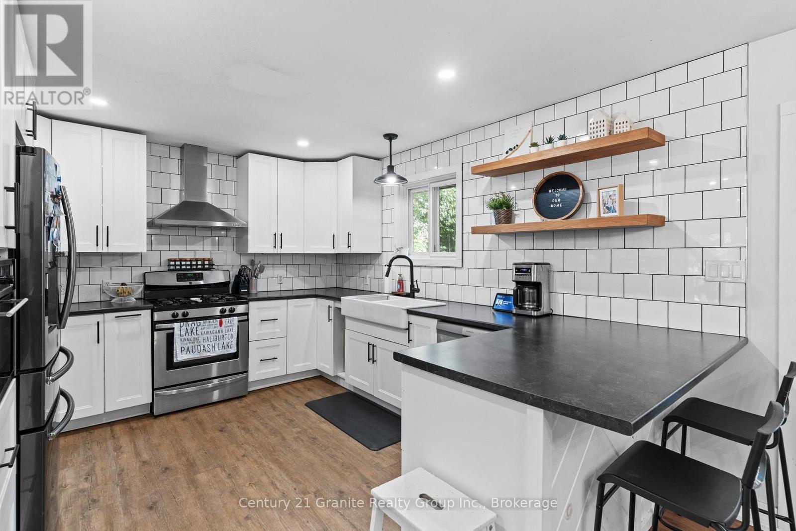 Updated, Modern Kitchen - 16408 35 Highway, Algonquin Highlands (Stanhope), ON