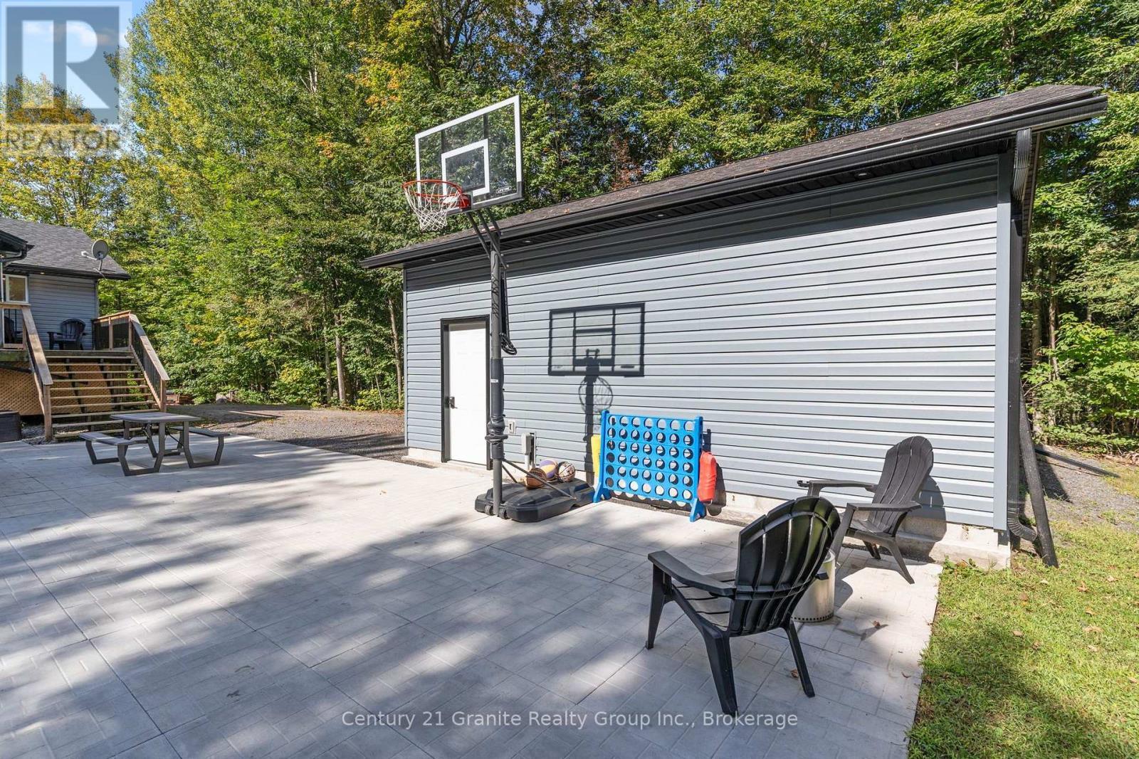 Patio - 16408 35 Highway, Algonquin Highlands (Stanhope), ON