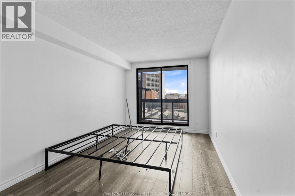 150 Park Unit# 802, Windsor, ON