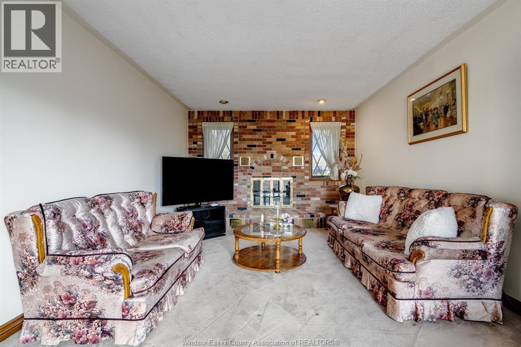 5 Lucy Crescent, Leamington, ON