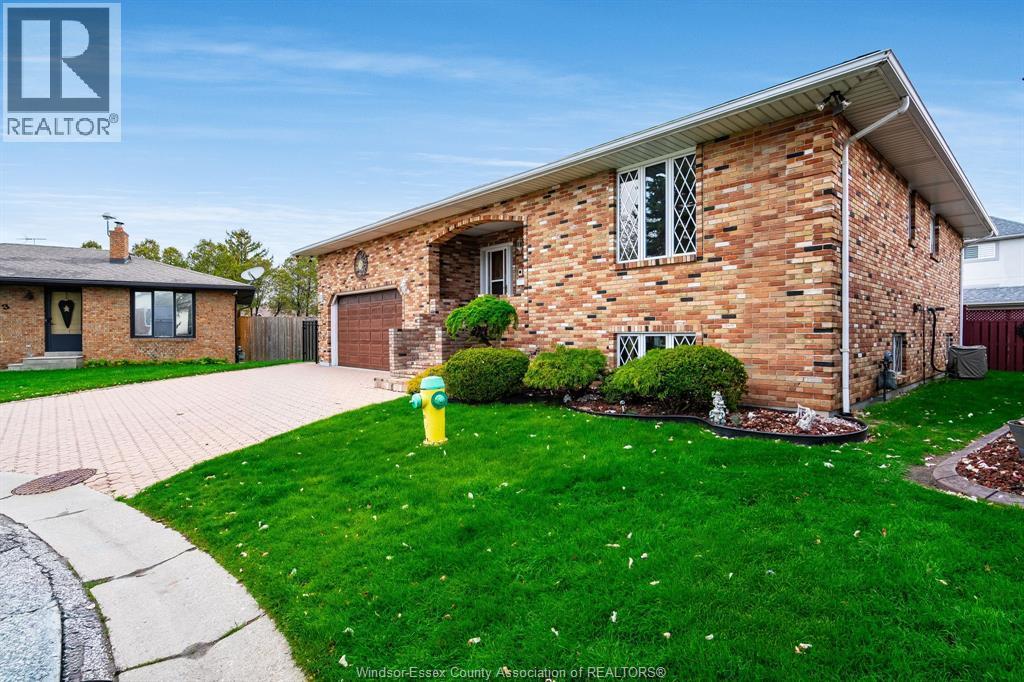 5 Lucy Crescent, Leamington, ON
