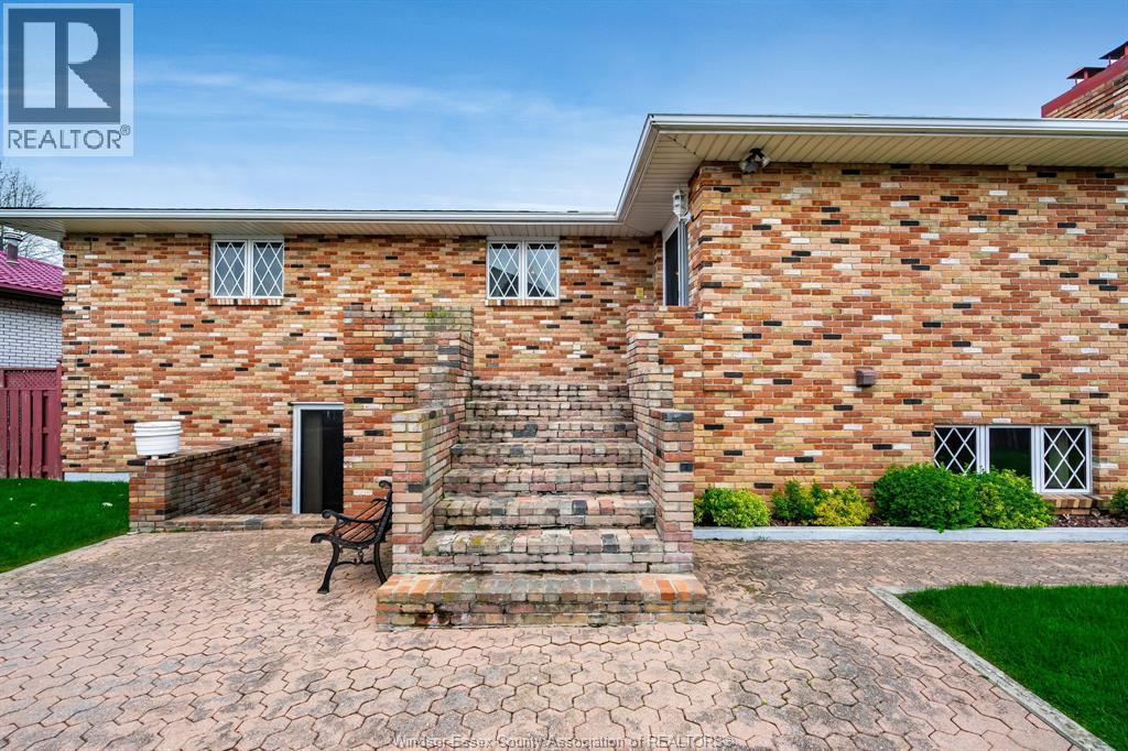 5 Lucy Crescent, Leamington, ON