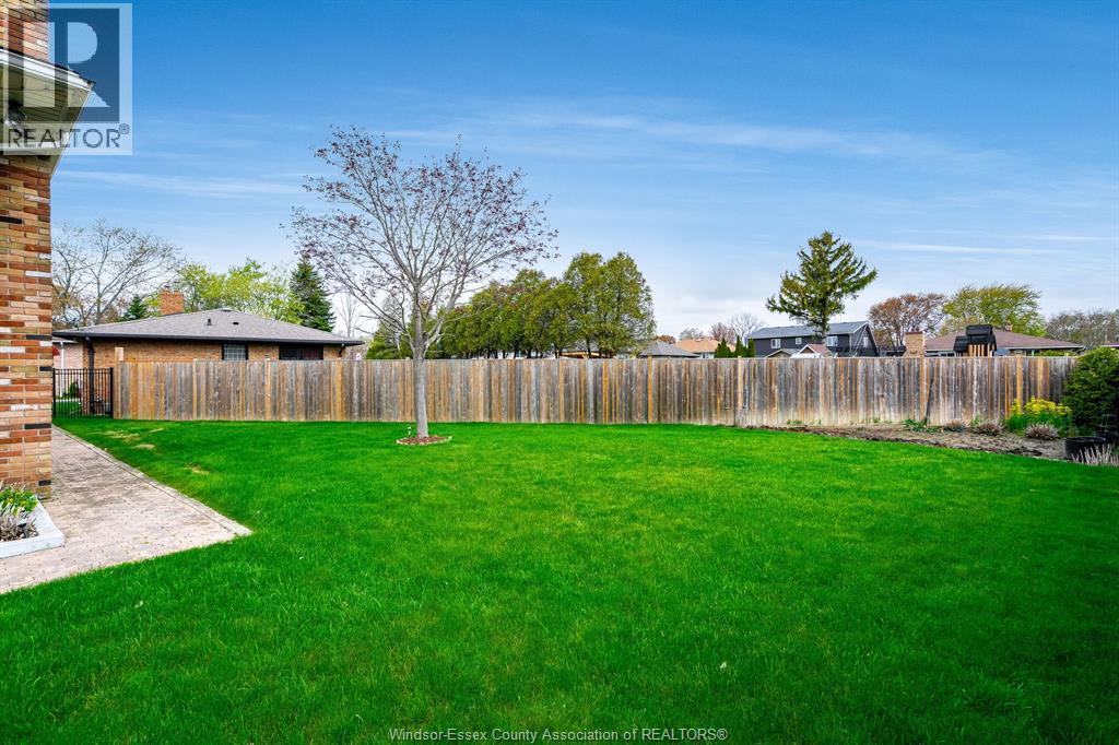 5 Lucy Crescent, Leamington, ON