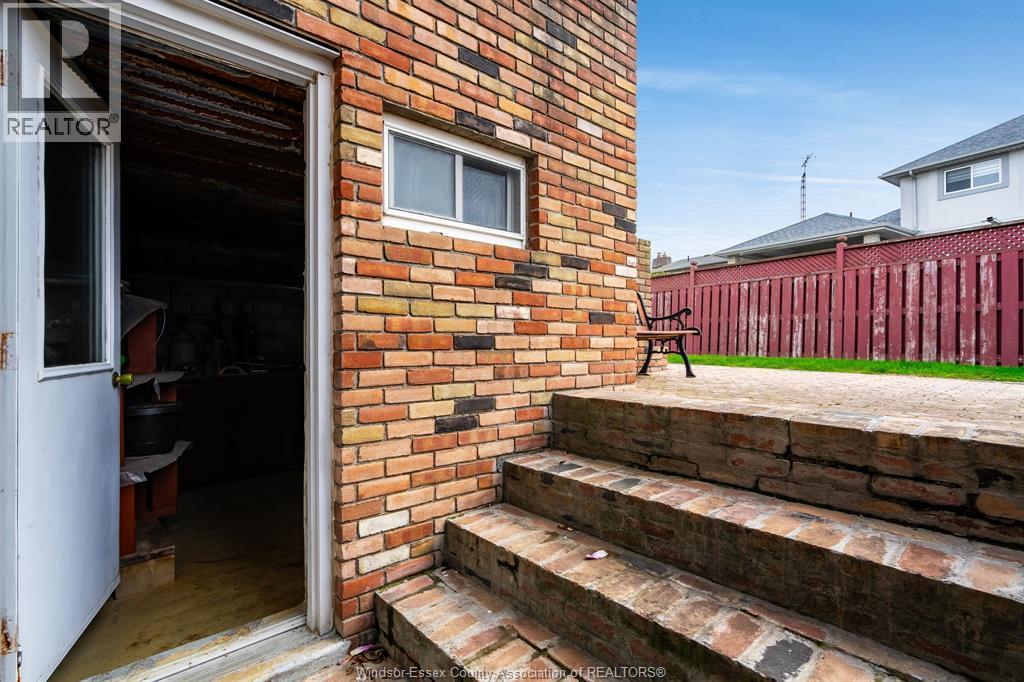 5 Lucy Crescent, Leamington, ON