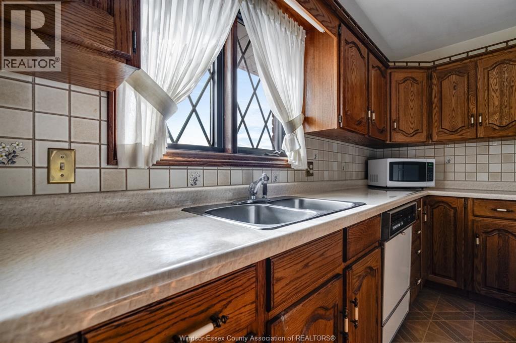 5 Lucy Crescent, Leamington, ON