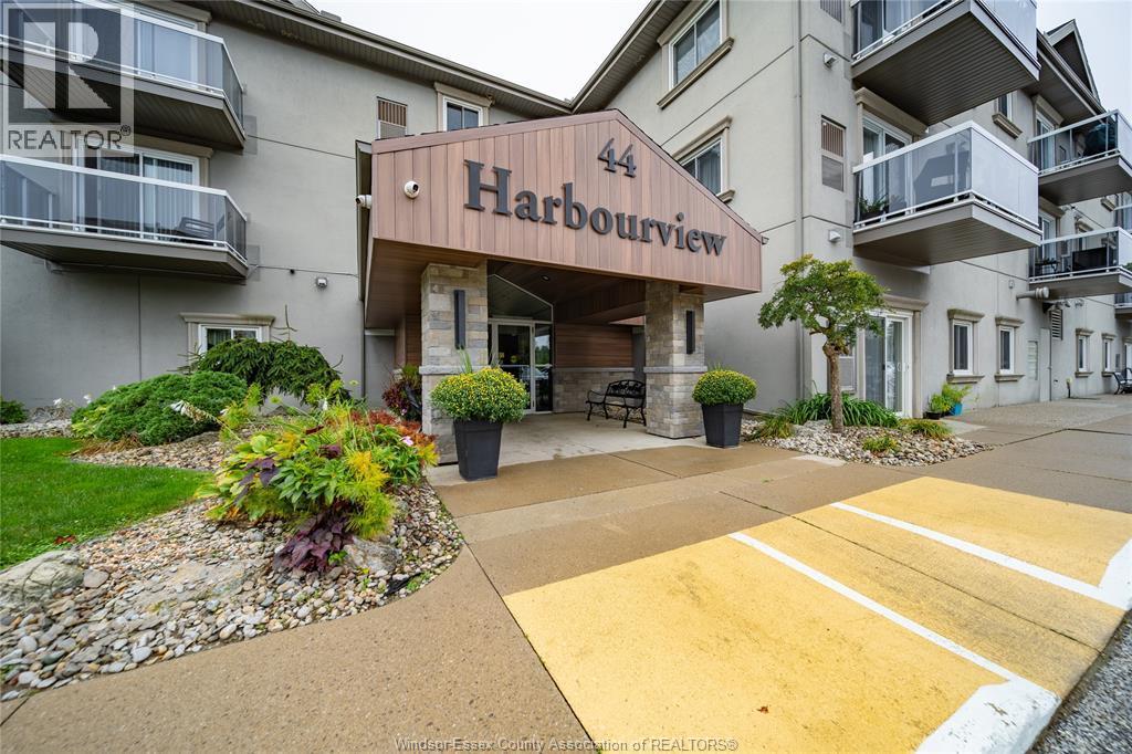 44 Robson Road Unit# 103, Leamington, ON