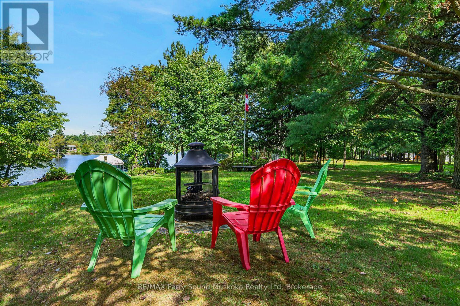 2 Robins Nest Lane, Mckellar, ON