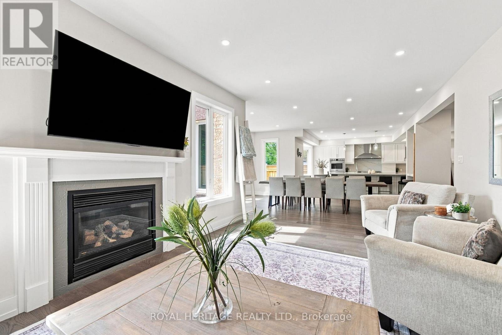 66 Rosena Lane, Uxbridge, ON