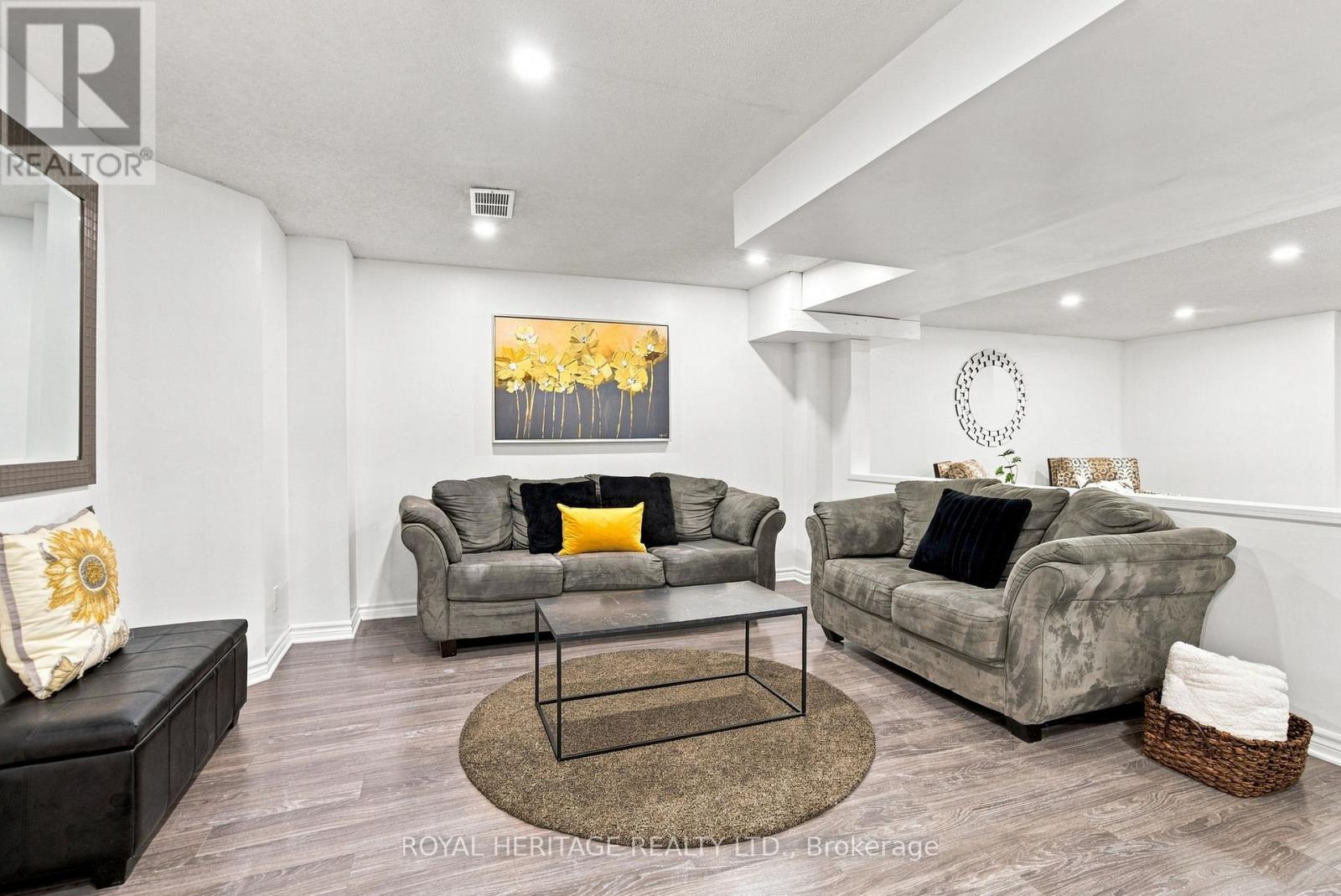66 Rosena Lane, Uxbridge, ON
