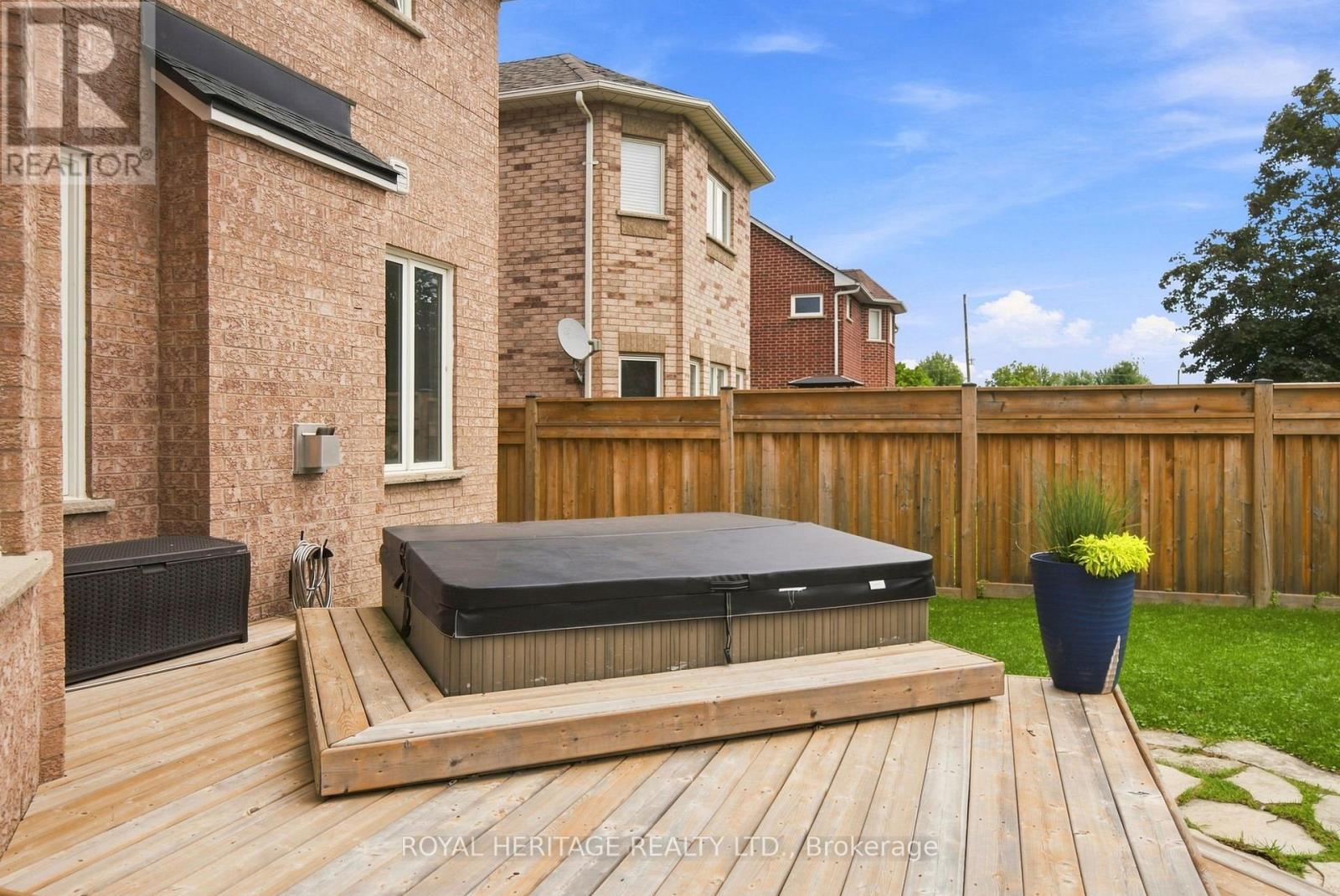 66 Rosena Lane, Uxbridge, ON
