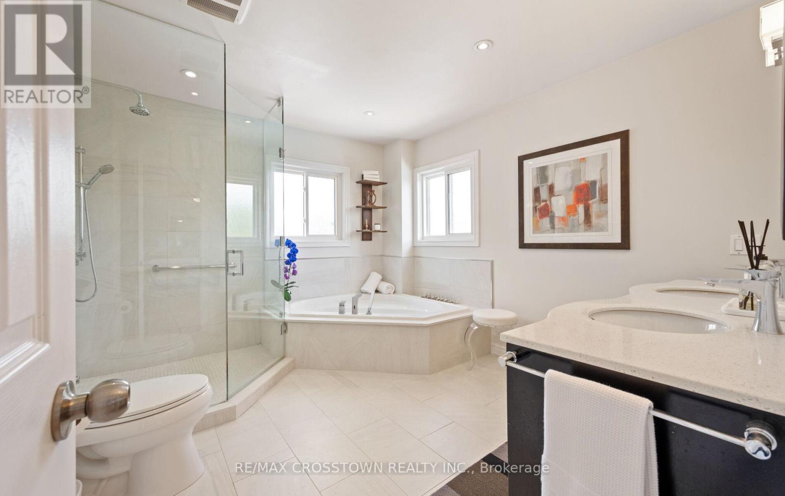 194 Caproni Drive, Vaughan, ON