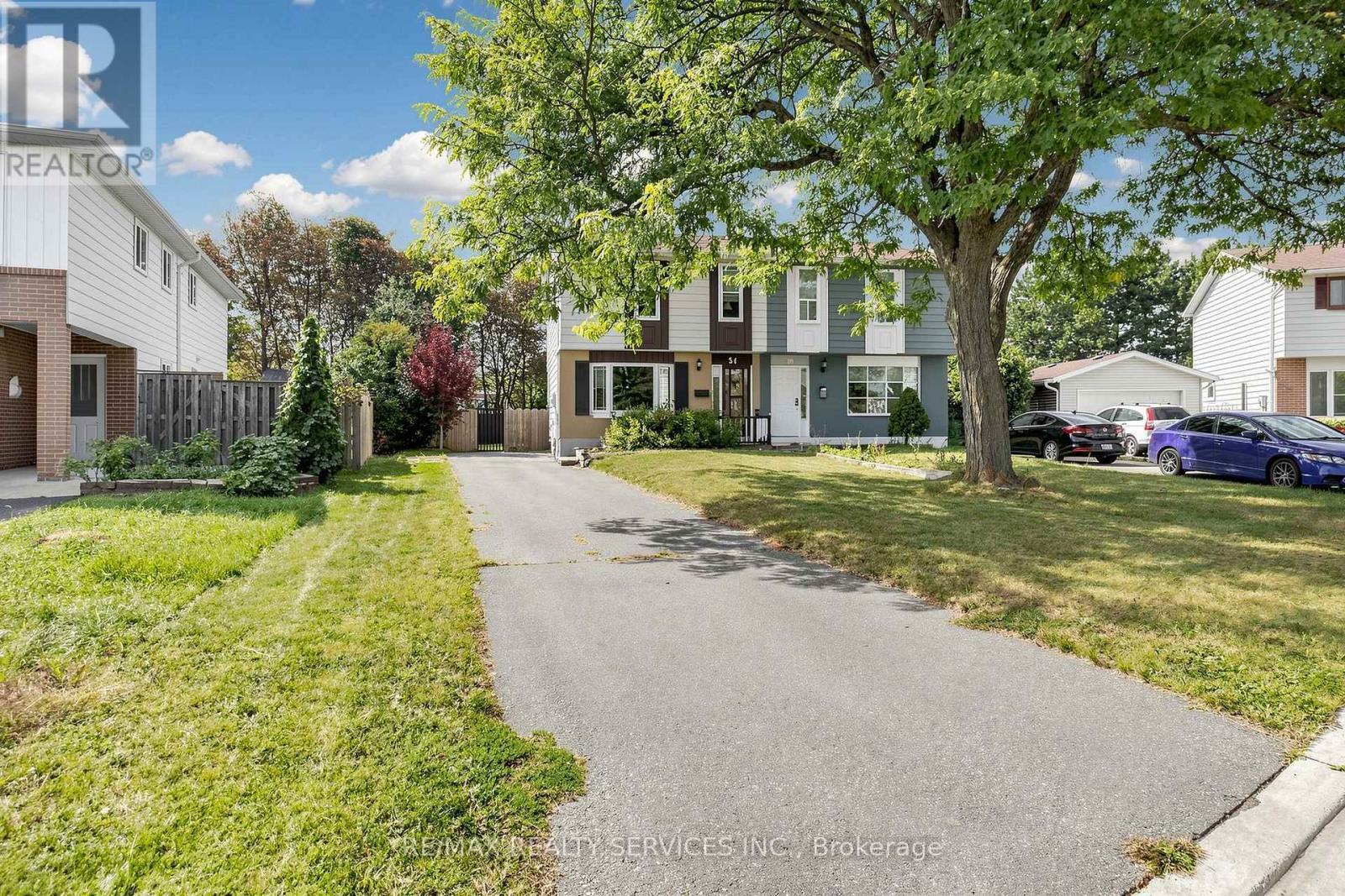 54 Griselda Crescent, Brampton, ON