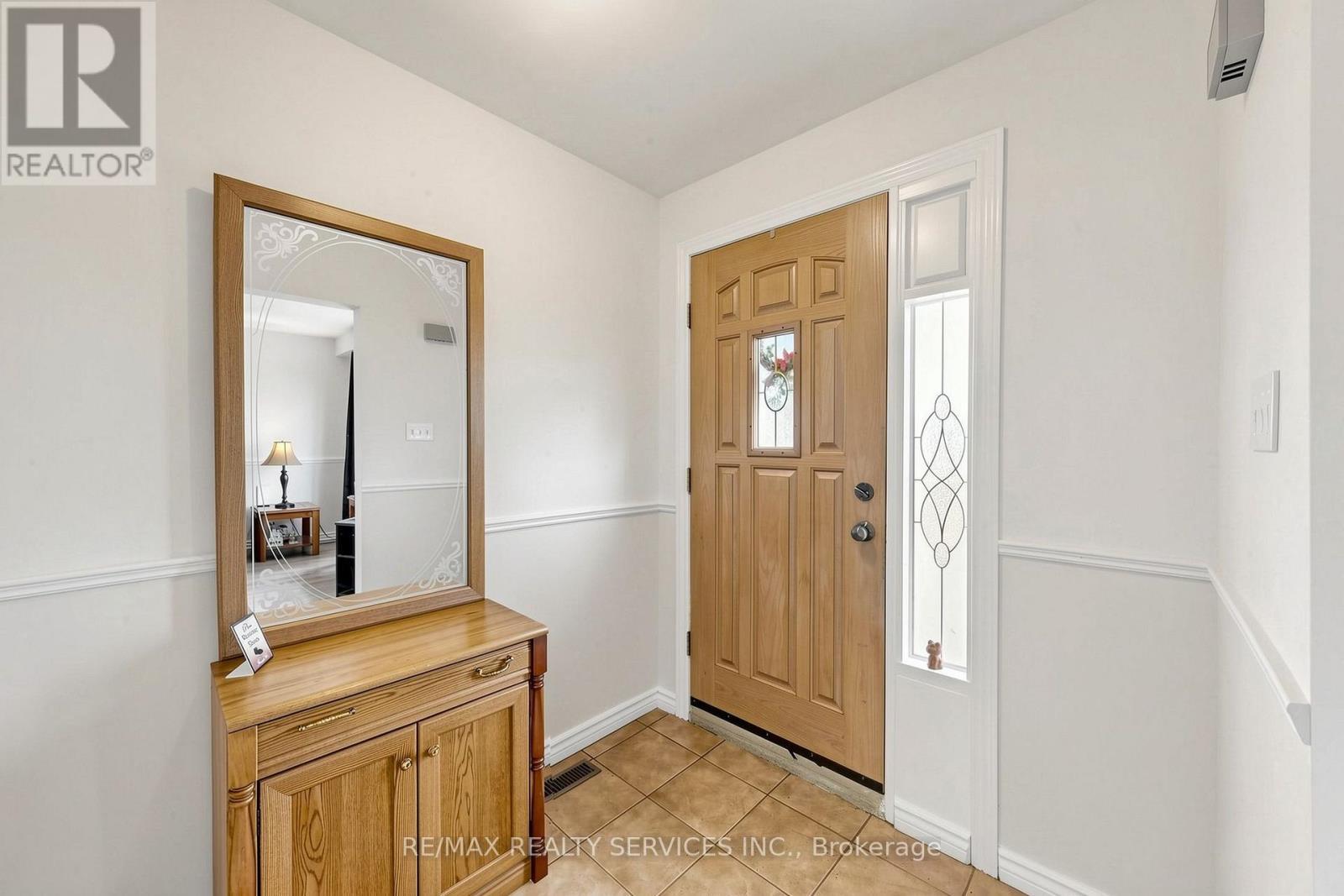 54 Griselda Crescent, Brampton, ON