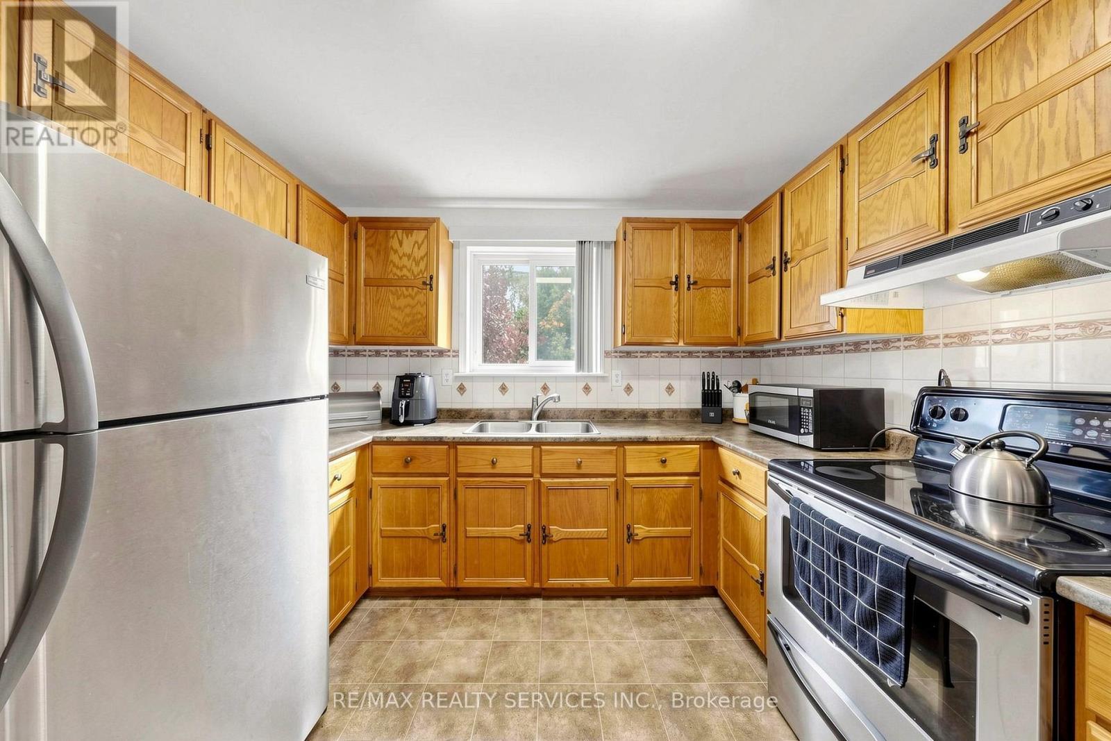 54 Griselda Crescent, Brampton, ON