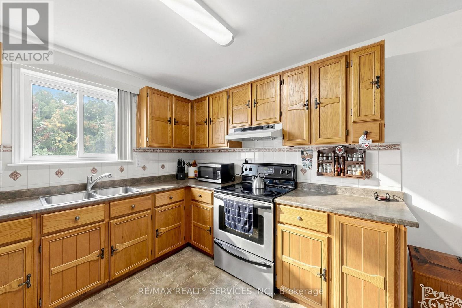 54 Griselda Crescent, Brampton, ON