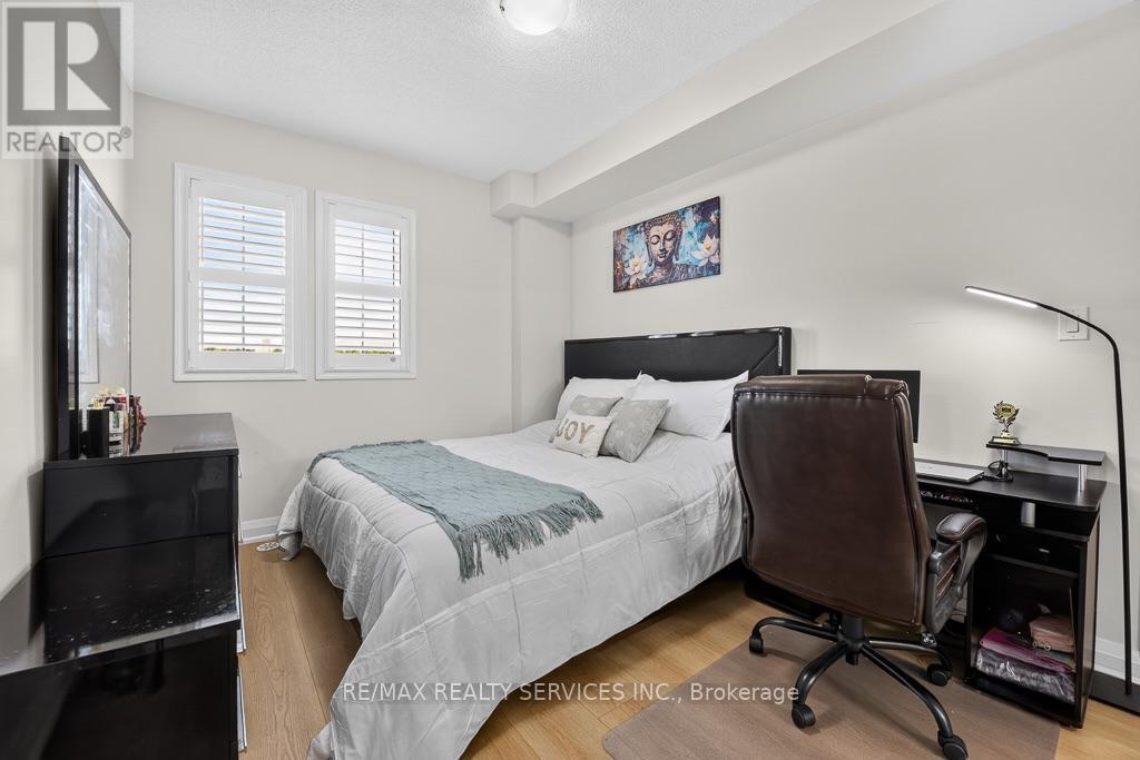 15 - 180 Howden Boulevard, Brampton, ON