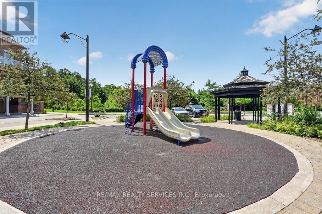 15 - 180 Howden Boulevard, Brampton, ON
