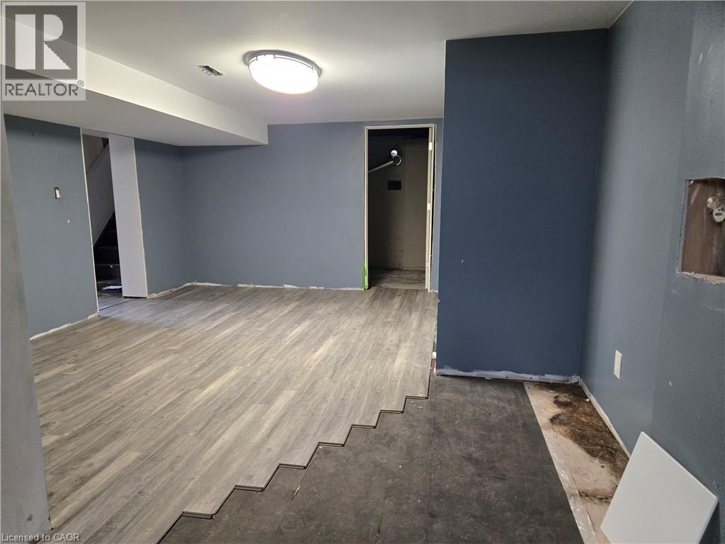 16 Broderick Avenue, Thorold, ON