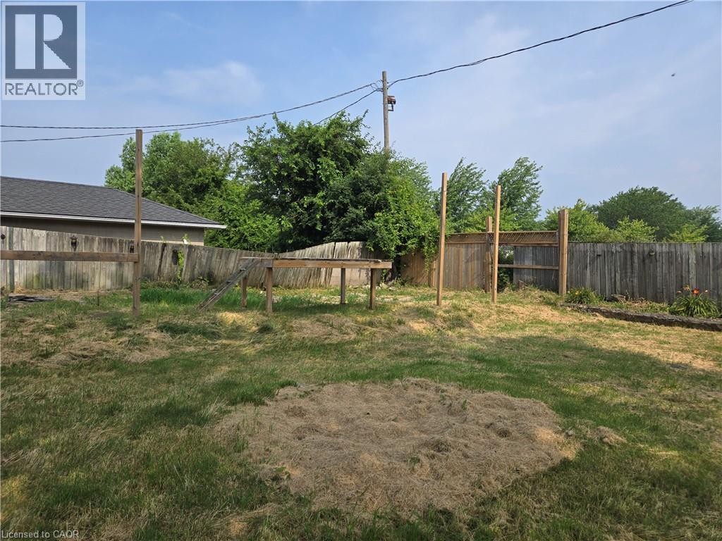 16 Broderick Avenue, Thorold, ON