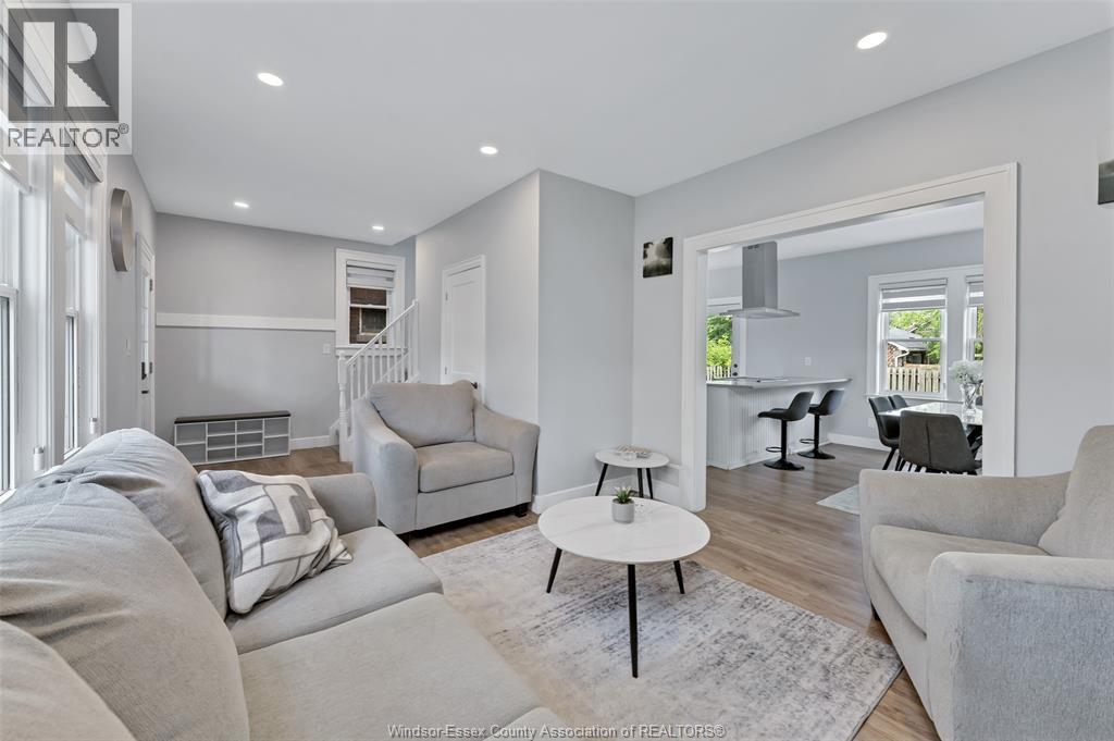 1516 Dougall Avenue, Windsor, ON