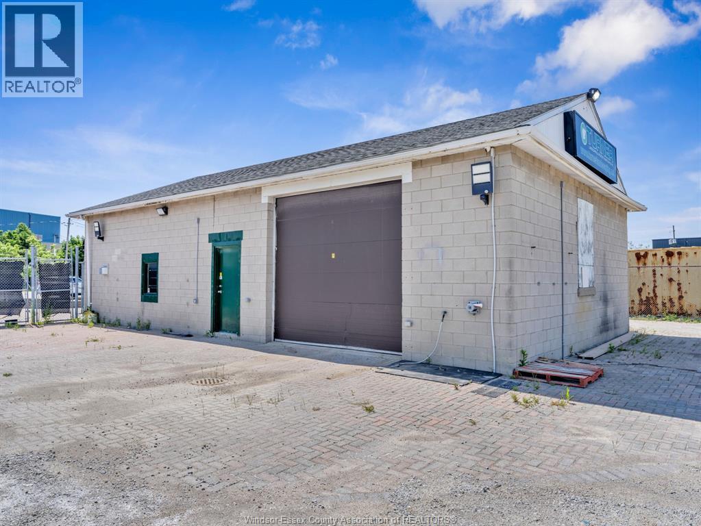 5145 Dumouchelle Street, Tecumseh, ON