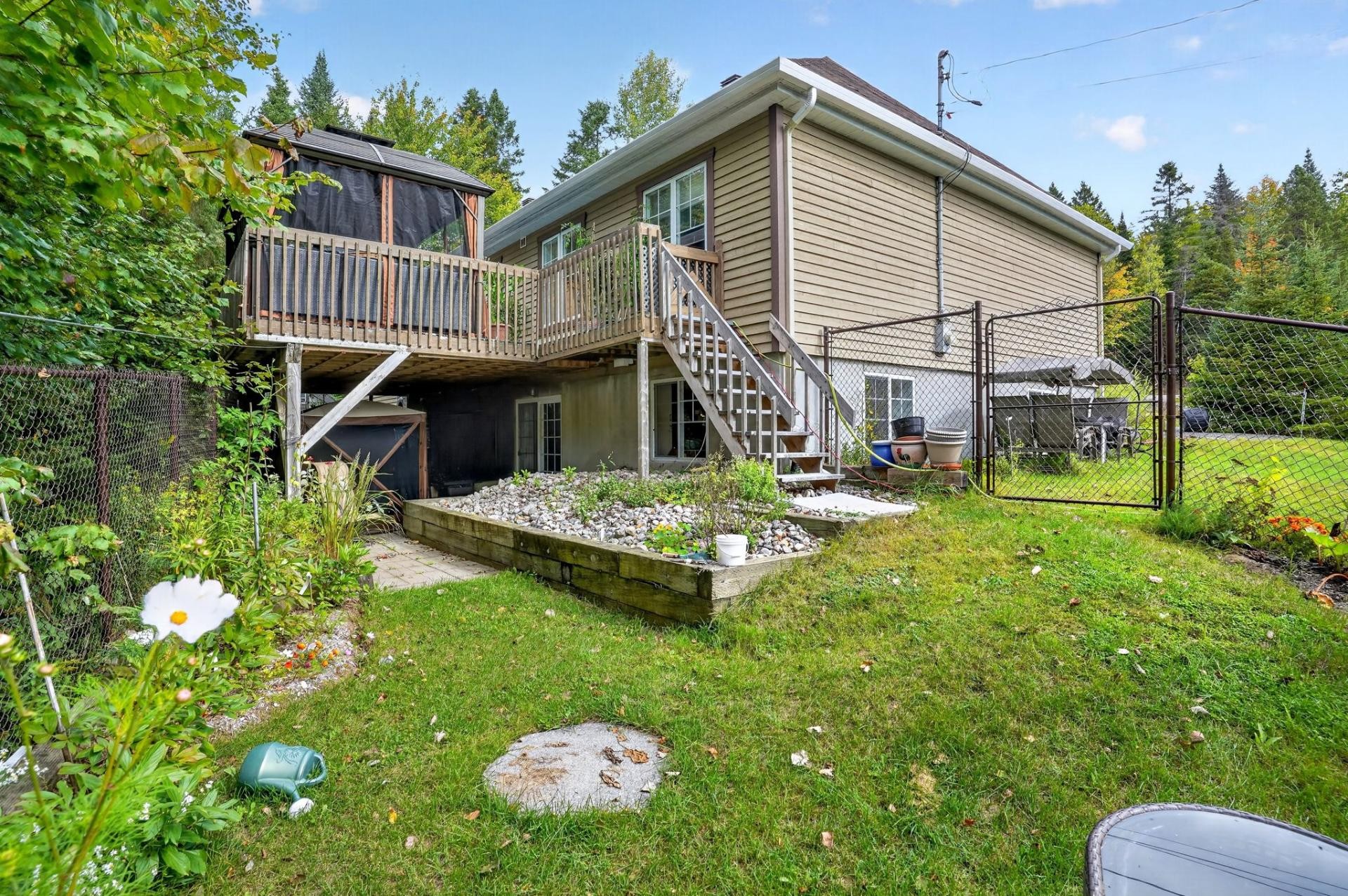 Extérieur - 8 - 8A Rue Du Joli-Bourg, Sainte-Marguerite-Du-Lac-Masson, QC