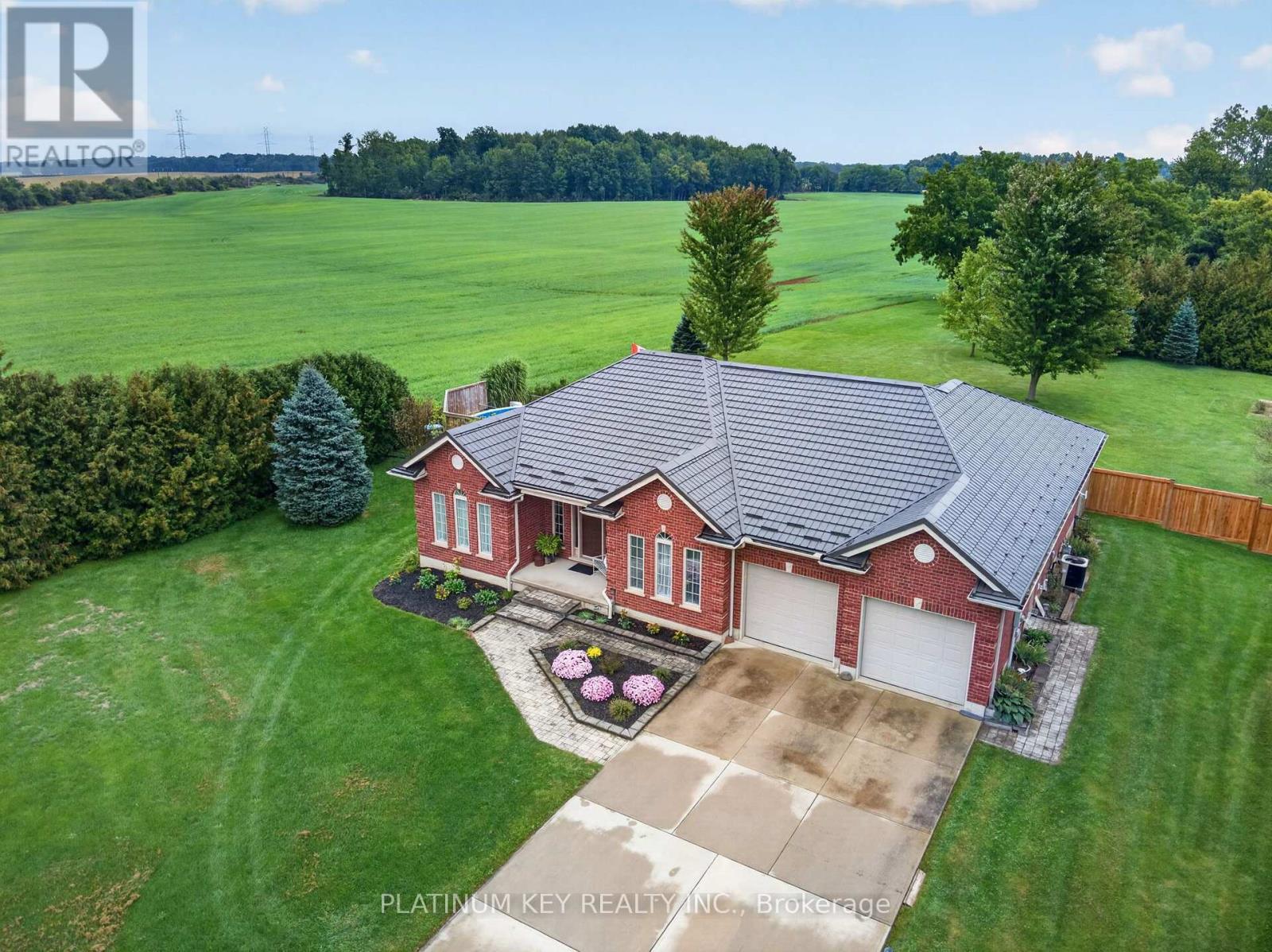 653 Peter Street, Strathroy-Caradoc (Melbourne), ON