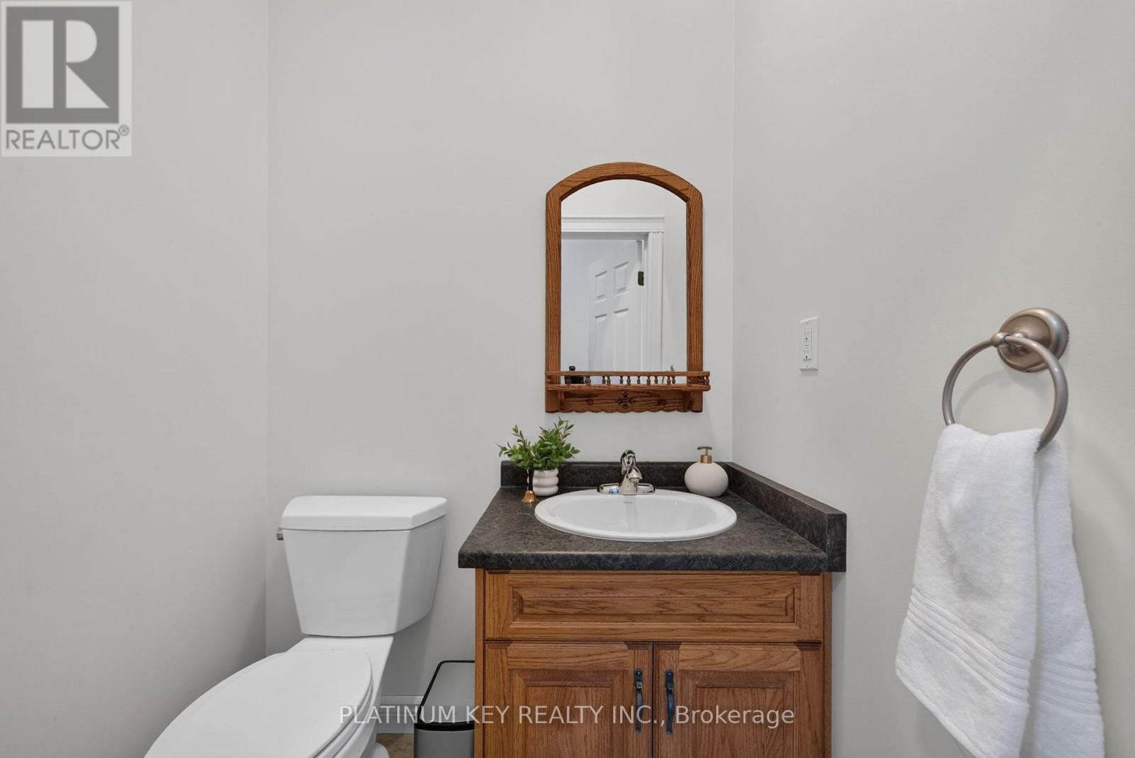 653 Peter Street, Strathroy-Caradoc (Melbourne), ON